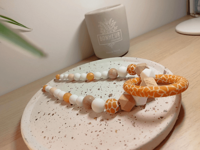 Safari Chic - Collier d'Allaitement, de Portage et de Dentition en Silicone Alimentaire et Bois