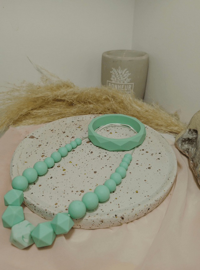 Maxi Minty - Collier d'allaitement, de portage et de dentition en silicone