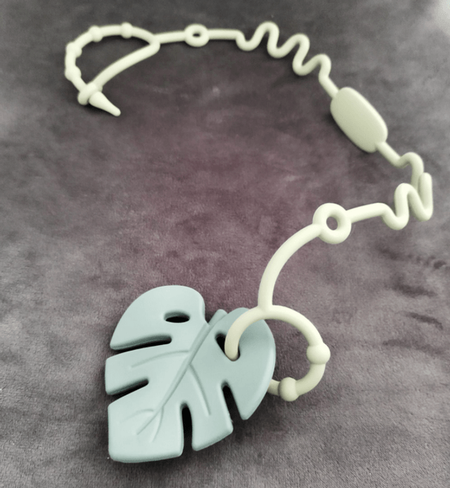 Pendentif feuille de Monstera en silicone, TDAH, TSA, Dys, collier anxiété, collier sensoriel, machouilleurs