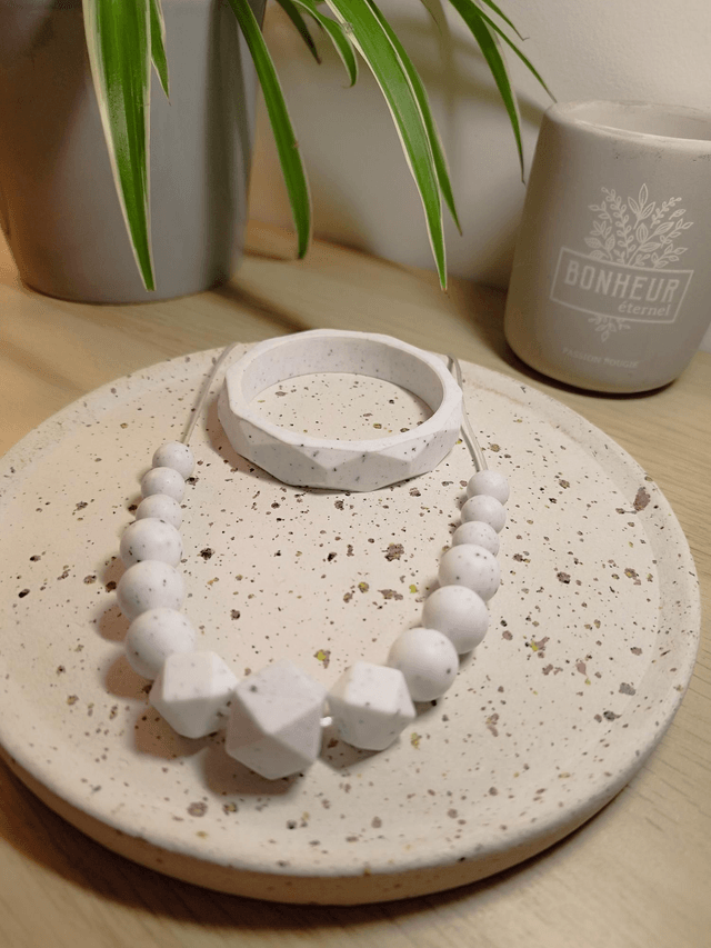 Poussière d'étoiles - Collier d'allaitement, de portage et de dentition en silicone 