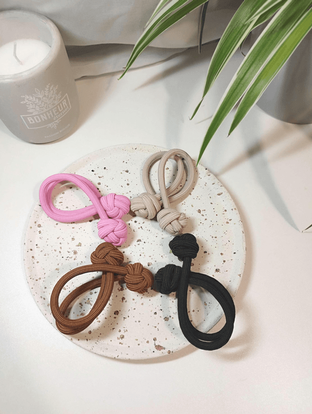 Élastique d&#039;allaitement – Élastique nœud multifonction pour attacher les cheveux ou le vêtement lors de l’allaitement 