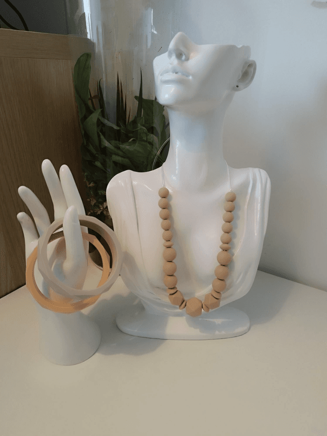 Nude - Collier d&#039;allaitement, de portage et de dentition en silicone 