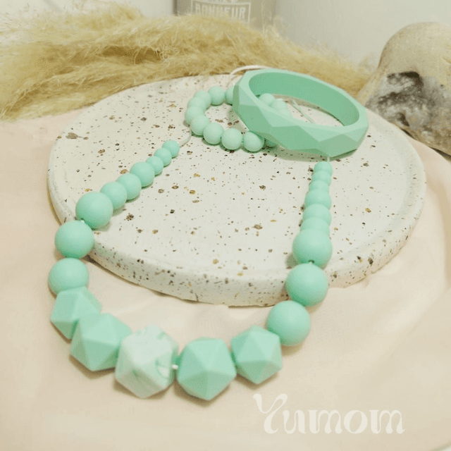 Maxi Minty - Collier d&#039;allaitement, de portage et de dentition en silicone